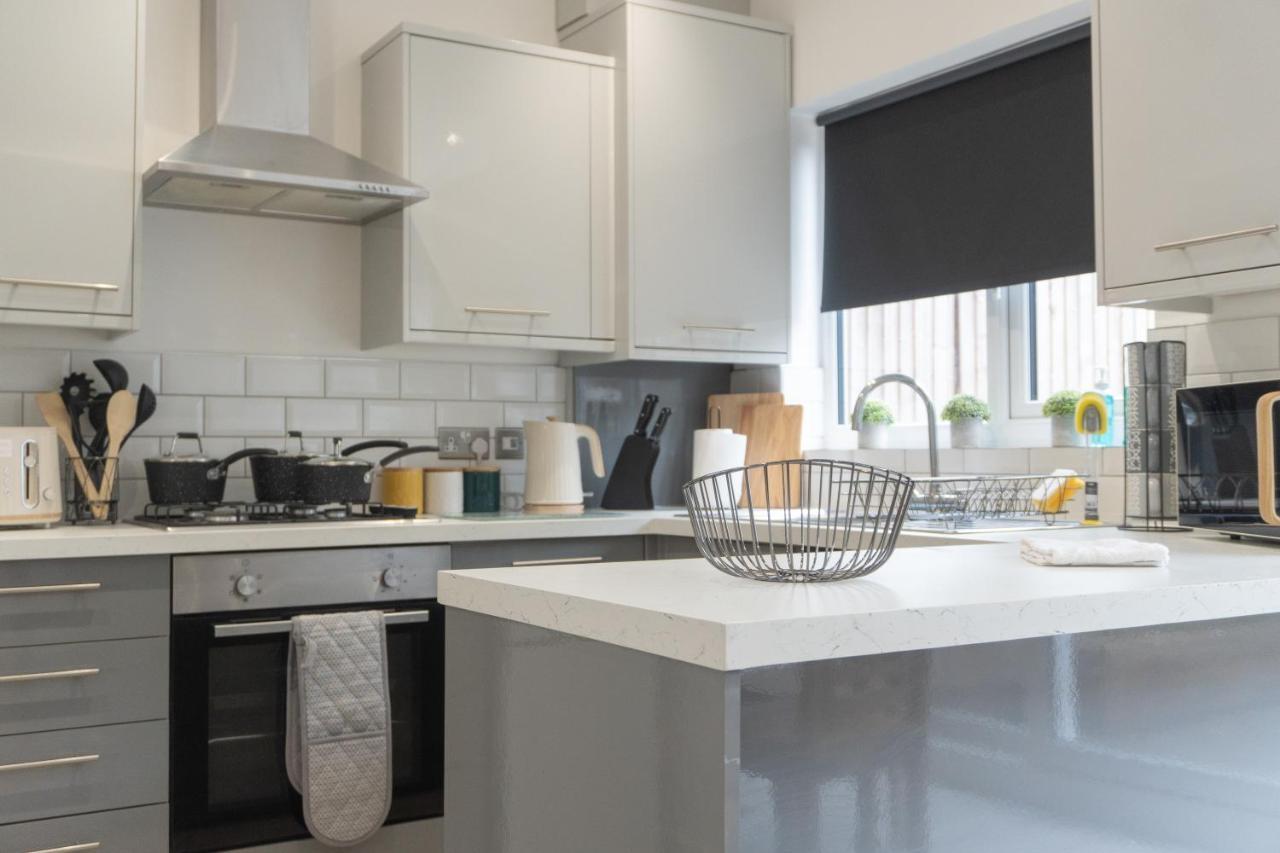 Sheldon House 3 Bed Cosy Home Nr Jlr & Nec المظهر الخارجي الصورة